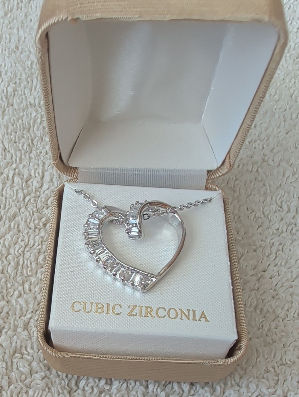 Silver Heart Pendant Necklace